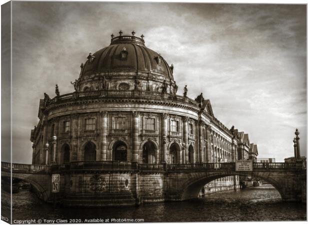 Museumsinsel Berlin Canvas Print by Tony Claes