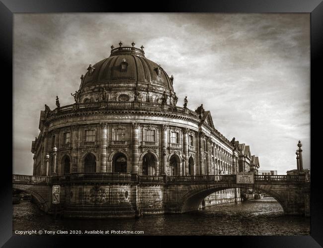 Museumsinsel Berlin Framed Print by Tony Claes