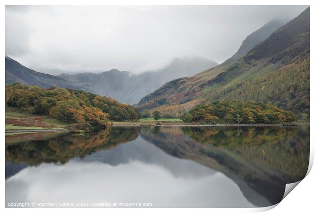 Beautiful Autumn Fall landscape image of Crummock Water at sunrise in Lake District England Print by Matthew Gibson