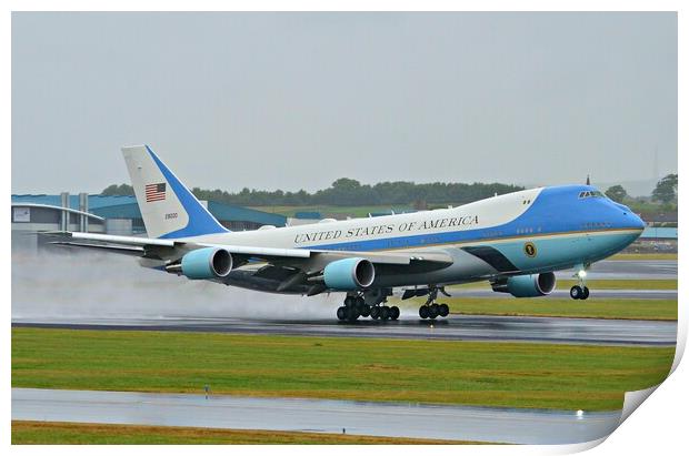 Air Force One departing Prestwick Scotland. Print by Allan Durward Photography