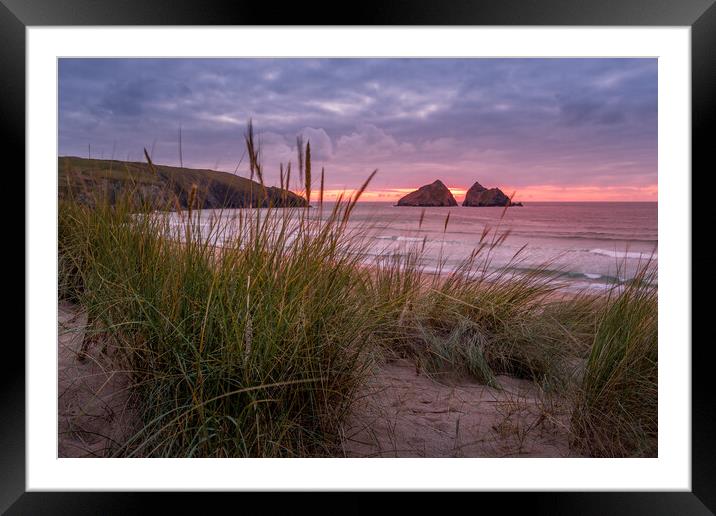  Holywell bay Framed Mounted Print by chris smith