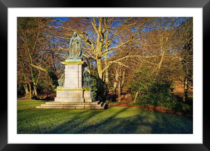 Queen Victoria's Statue, Endcliffe Park, Sheffield Framed Mounted Print by Darren Galpin
