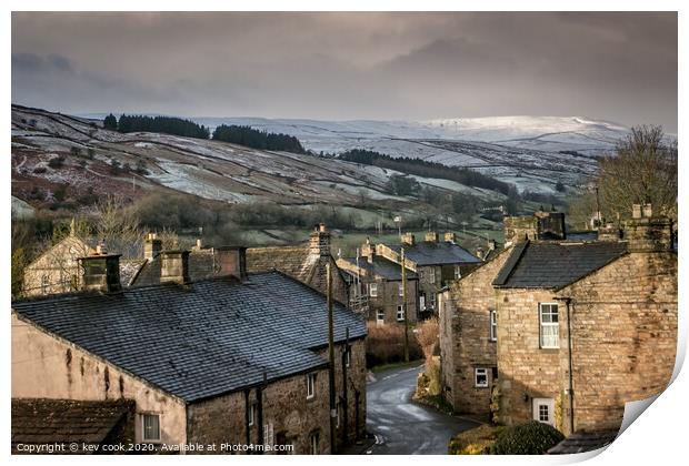 Rooftops of Gunnerside Print by kevin cook