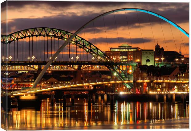 Tyne Bridges,Newcastle Canvas Print by Ray Pritchard