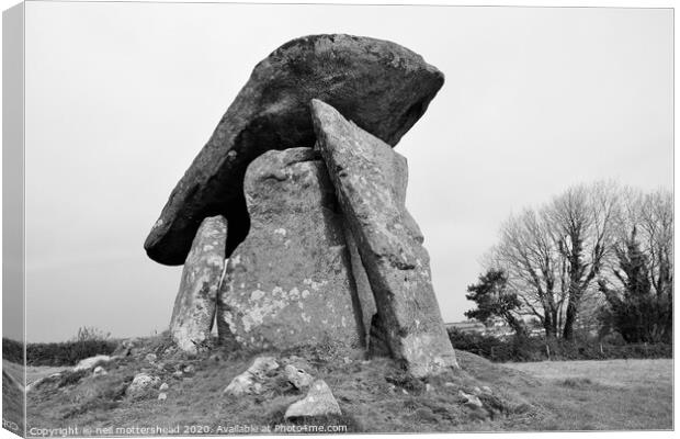 "The Giant's House" - Trethevy Quoit, Cornwall Canvas Print by Neil Mottershead