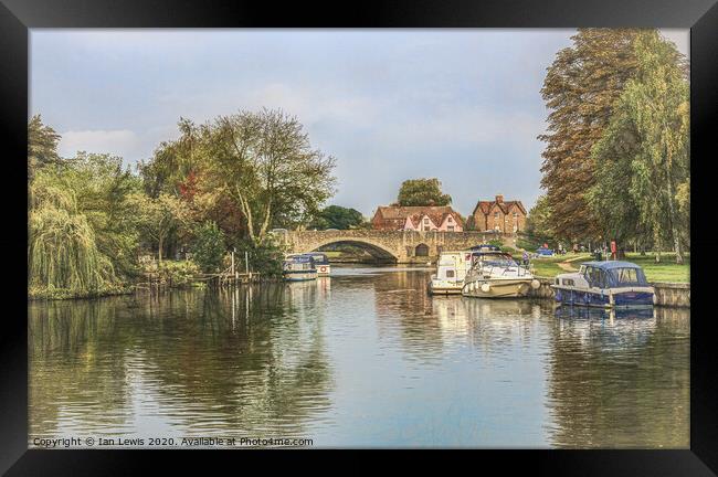 Abingdon Bridge Over The Thames Framed Print by Ian Lewis