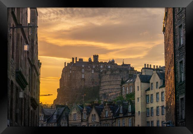 Edinburgh Castle Sunset Framed Print by Steven Lennie