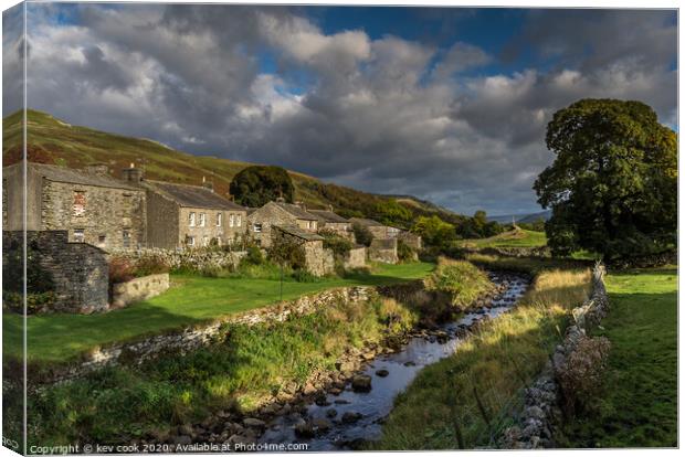 Thwaite beck Canvas Print by kevin cook