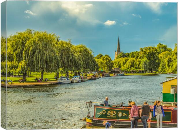Boat life in Stratford Upon Avon  Canvas Print by Ian Stone