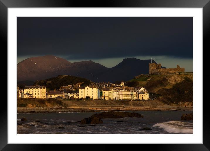 Criccieth January 2011 Framed Mounted Print by Rory Trappe
