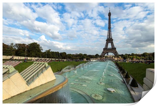 Trocadero fountain in front of the Eiffel tower in Paris, France Print by Ankor Light