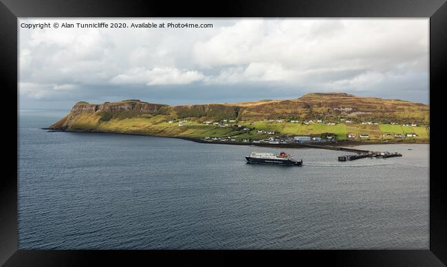 Ferry leaving Uig Framed Print by Alan Tunnicliffe