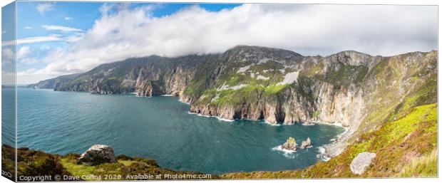 Slieve League Cliffs, Co Donegal, Ireland Canvas Print by Dave Collins