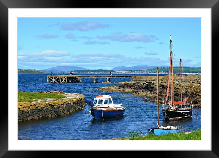 Small craft, small harbour, Portencross. Framed Mounted Print by Allan Durward Photography