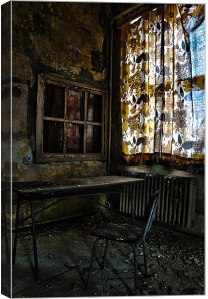Forgotten corner! Canvas Print by Nathan Wright