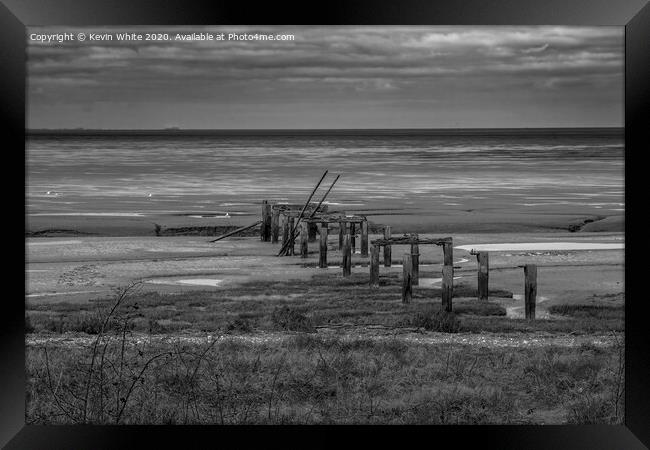 Snettisham beach in black and white Framed Print by Kevin White