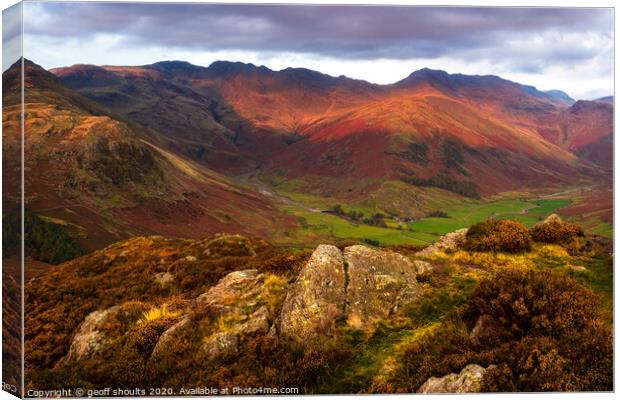 Bowfell and Crinkle Crags Canvas Print by geoff shoults