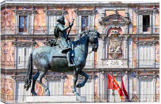 Statue of King Philip III at Plaza Mayor Canvas Print by Artur Bogacki