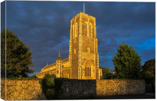 St Edmund King & Martyr Church, Southwold, 8th June 2017 Canvas Print by Andrew Sharpe