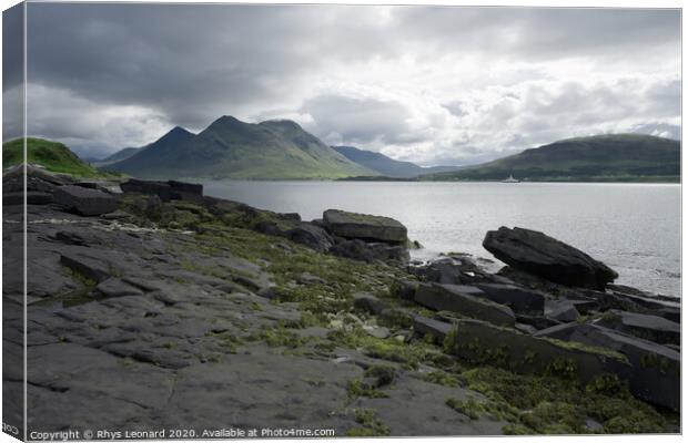 Shoreline landscape from the isle of raasay, green seaweed. Canvas Print by Rhys Leonard