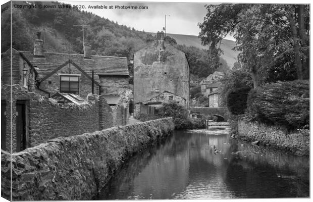 Castleton village in black and white Canvas Print by Kevin White