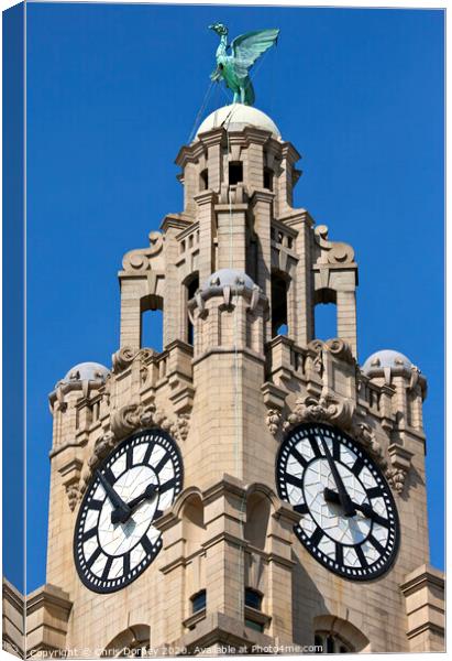 Royal Liver Building in Liverpool Canvas Print by Chris Dorney