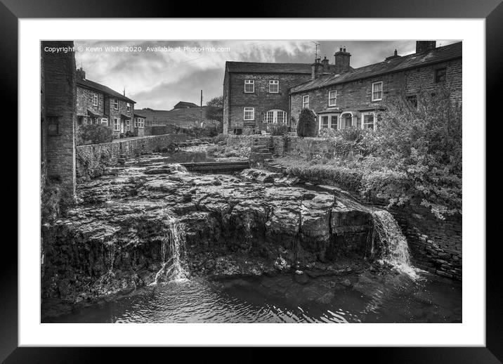 Hawes waterfall in black and white Framed Mounted Print by Kevin White