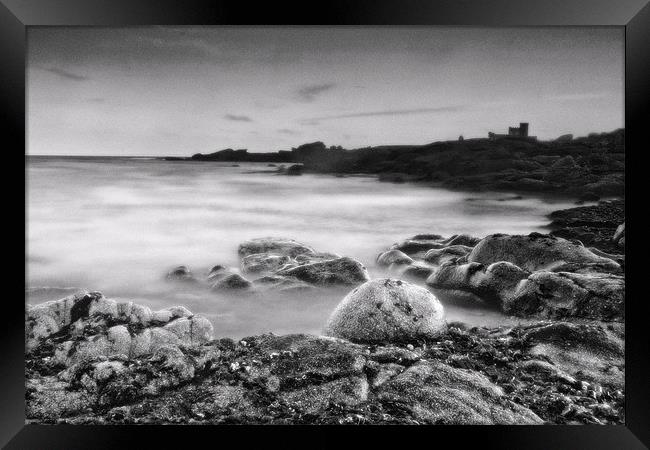 Black and White Seascape Framed Print by Simon Gladwin