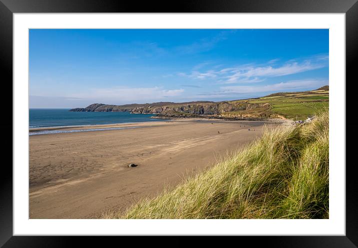 Whitesands Beach, Pembrokeshire, Wales. Framed Mounted Print by Colin Allen