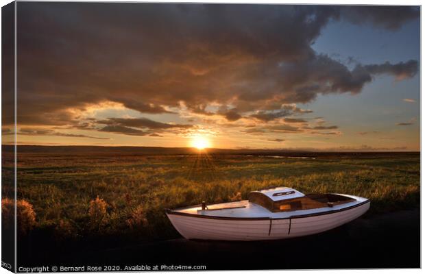Parkgate Sunset Wirral Canvas Print by Bernard Rose Photography