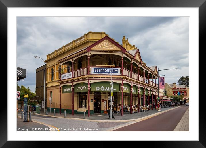 The Beerpourium bar in Fremantle, Australia. Framed Mounted Print by RUBEN RAMOS