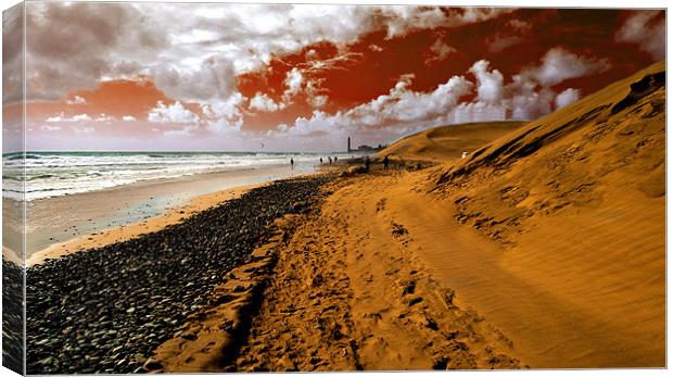 Beach under a blood red sky Canvas Print by Rob Hawkins