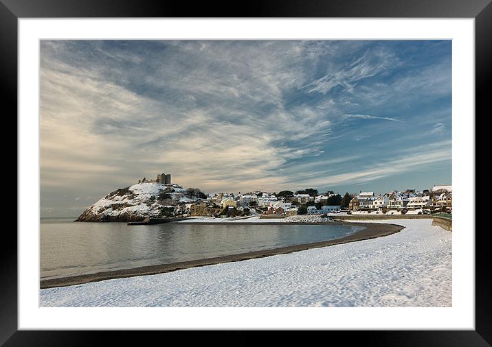 Snow on Criccieth beach Framed Mounted Print by Rory Trappe