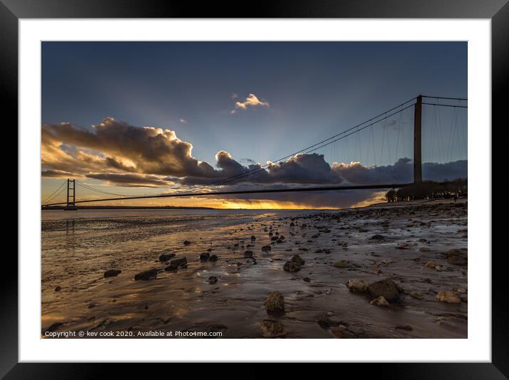 Humber sunset Framed Mounted Print by kevin cook
