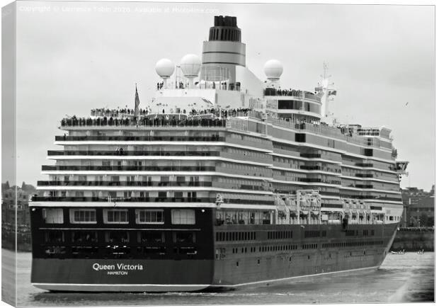 Queen Victoria Liner Canvas Print by Laurence Tobin