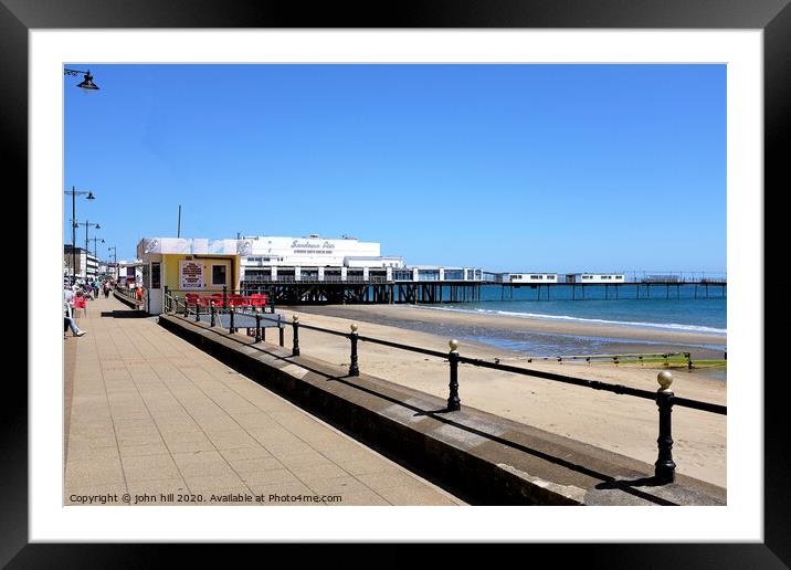 Sandown pier and promenade. Framed Mounted Print by john hill