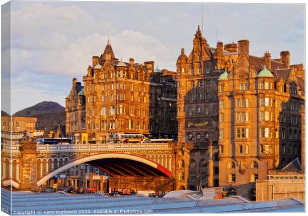 View of the Scotsman Hotel and the North Bridge in Edinburgh Canvas Print by Karol Kozlowski