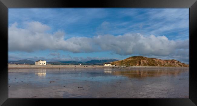 Dinas Dinlle Framed Print by Wendy Williams CPAGB