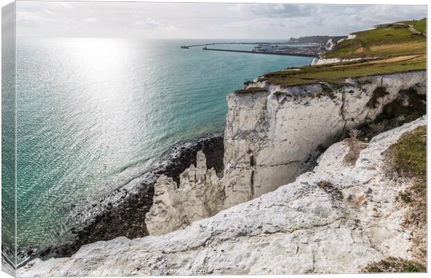 White Cliffs of Dover Canvas Print by Ernie Jordan