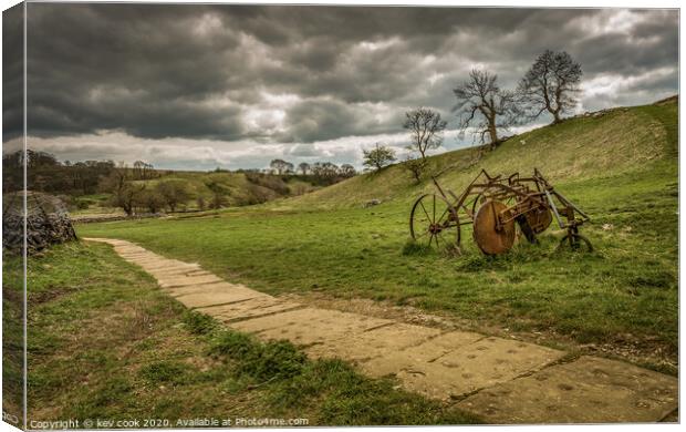 Threshing time Canvas Print by kevin cook
