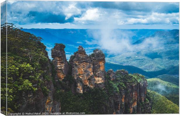 Three Sisters  rock formation overlooking the Jamison Valley in the Blue Mountains, Katoomba, New South Wales, Australia Canvas Print by Mehul Patel