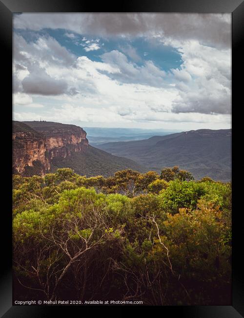 View of the Jamison Valley across the Blue Mountains from the Wentworth Falls lookout, Wentworth Falls, New South Wales, Australia Framed Print by Mehul Patel