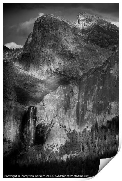 Bridalveil Falls Yosemite in black and white Print by harry van Gorkum