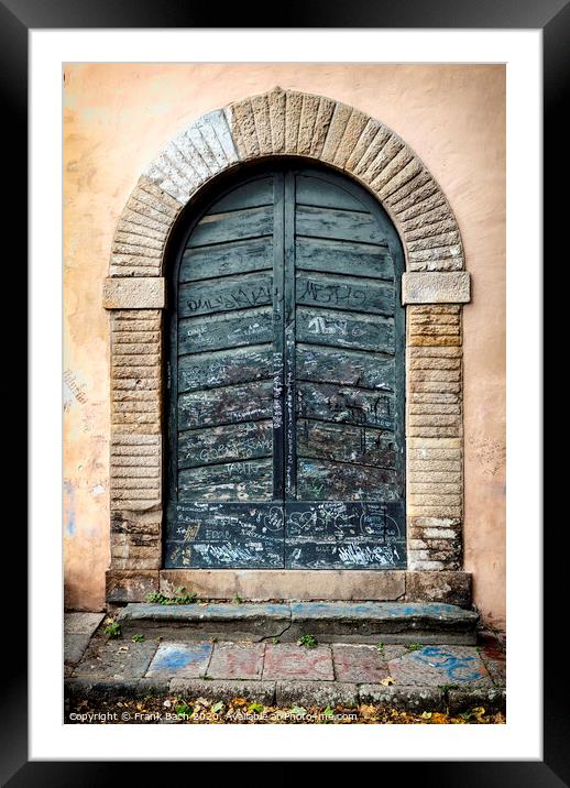 Residential doorway in  Lucca, Tuscany, Italy Framed Mounted Print by Frank Bach