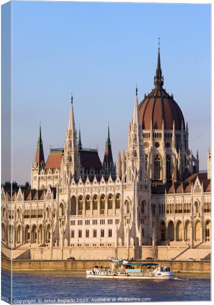 Parliament Building in Budapest Canvas Print by Artur Bogacki