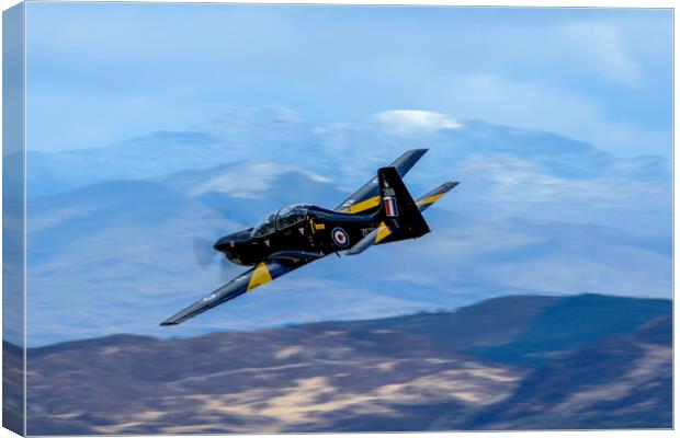 Shorts Tucano At Low Level Canvas Print by Oxon Images