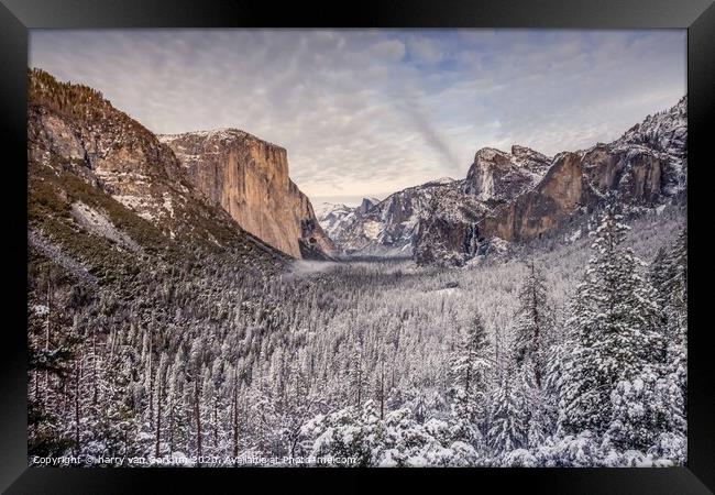 Yosemite valley in the snow Framed Print by harry van Gorkum