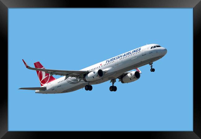 Turkish Airlines Airbus A321-231 Framed Print by Arterra 