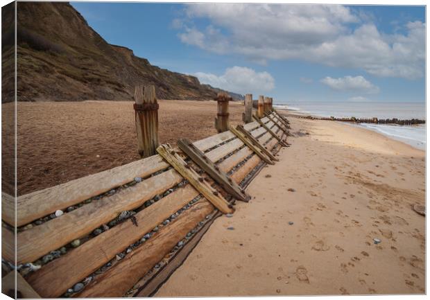Overstrand Beach Canvas Print by Kevin Snelling