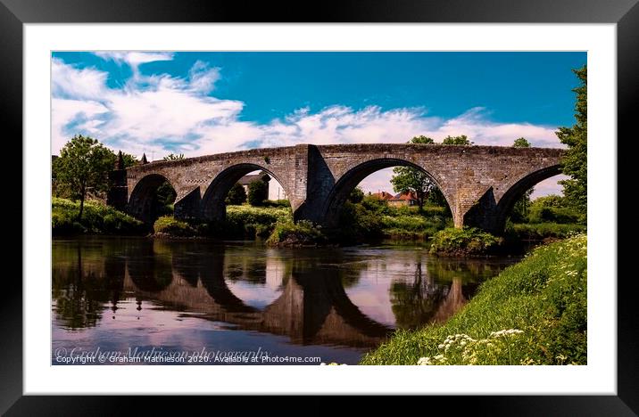Stirling bridge  Framed Mounted Print by Graham Mathieson